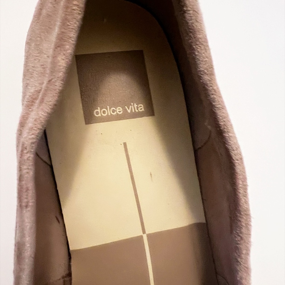 Beige Loafers with Gold Chain Accent - Picture 5 of 9